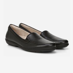 NWT Naturalizer Soul Kacy Flat Black Leather Loafers size 8W